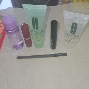 Clinique Bold Red and Black Eyeliner